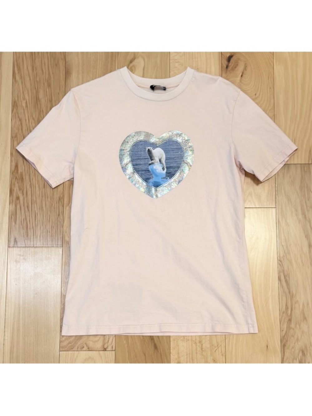 We11done Women’s Pink Thermo Sensitive Polar Bear T-Shirt